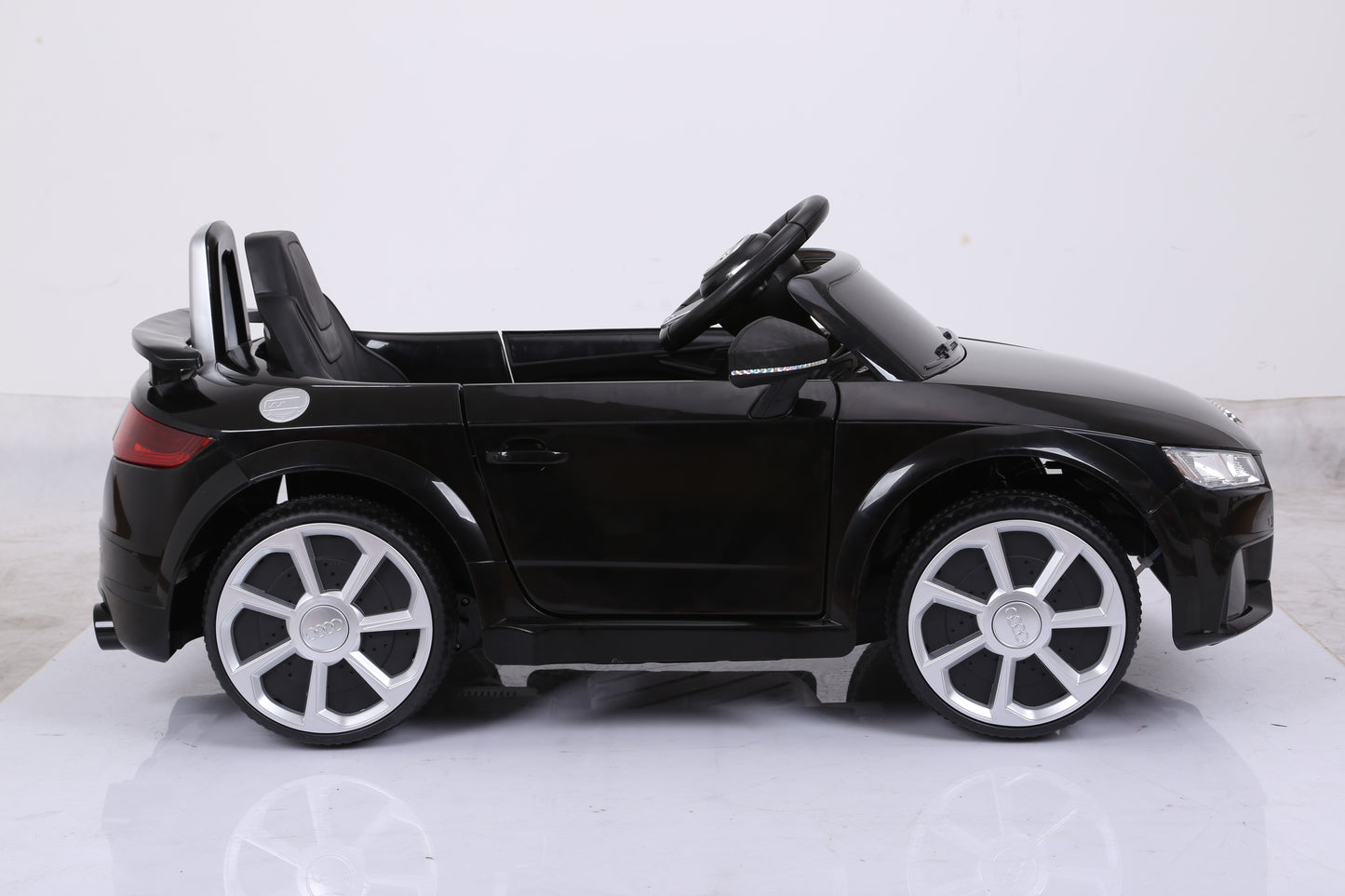 Audi TTRS Licensed Ride On Car with 2.4G Remote Control